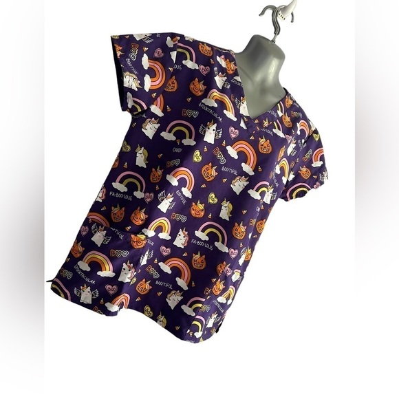 Serene Uniforms Halloween Unicorn Rainbow Cute Scrub Top• Size: Small • NWT - Picture 1 of 7